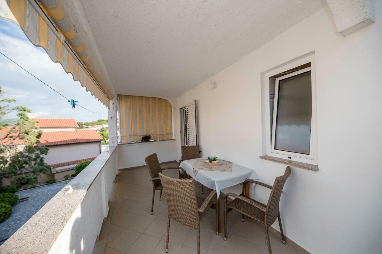 Apartmani Sanjin Tariba Supetarska Draga Exterior foto