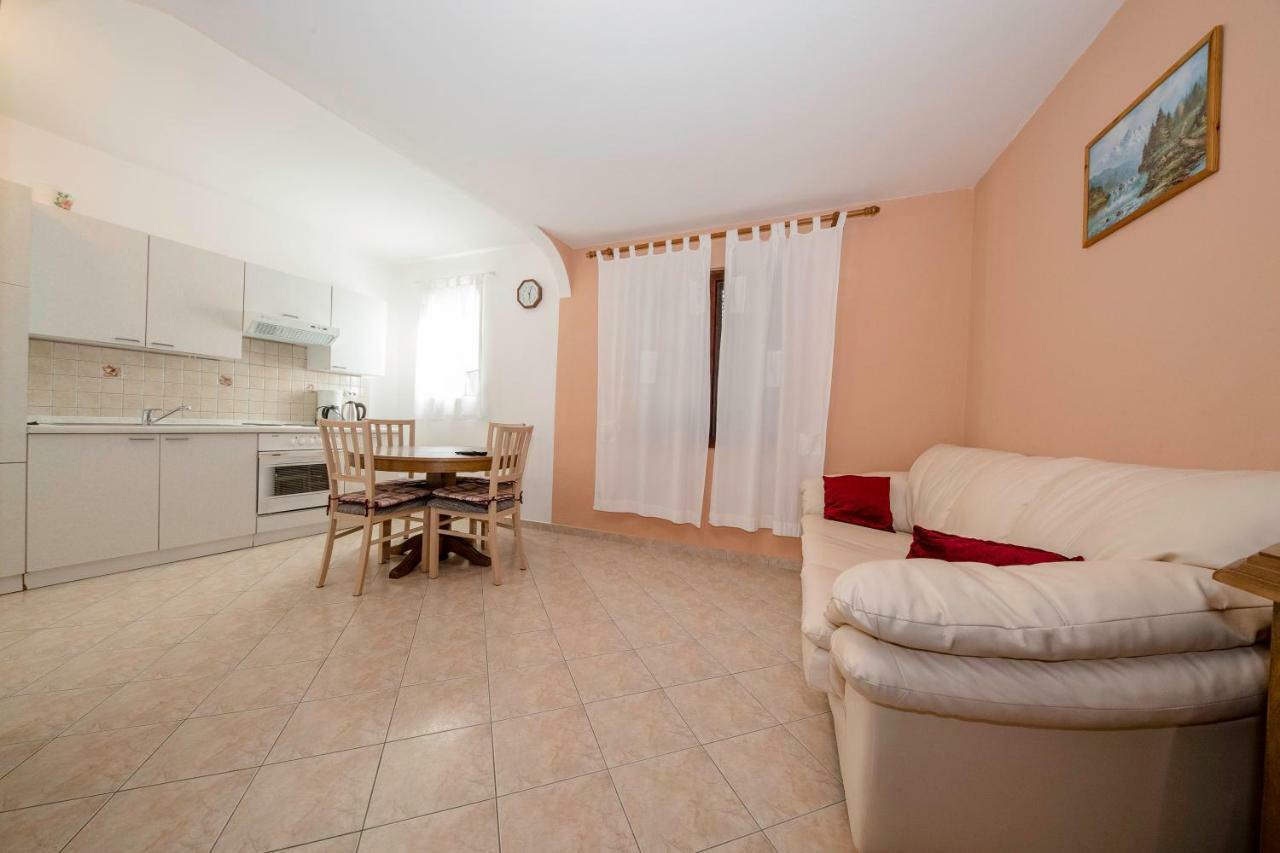 Apartmani Sanjin Tariba Supetarska Draga Exterior foto